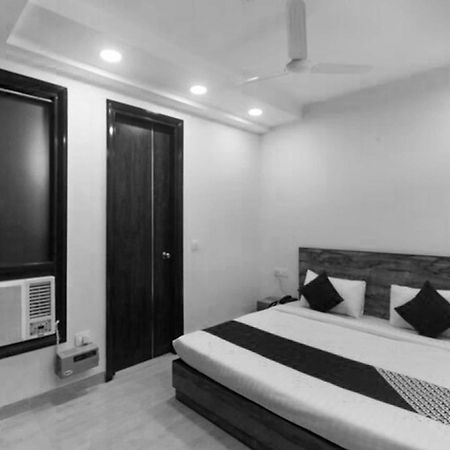 Super Hotel O Comfort Residency Near Artemis Hospital Gurgaon Exterior foto