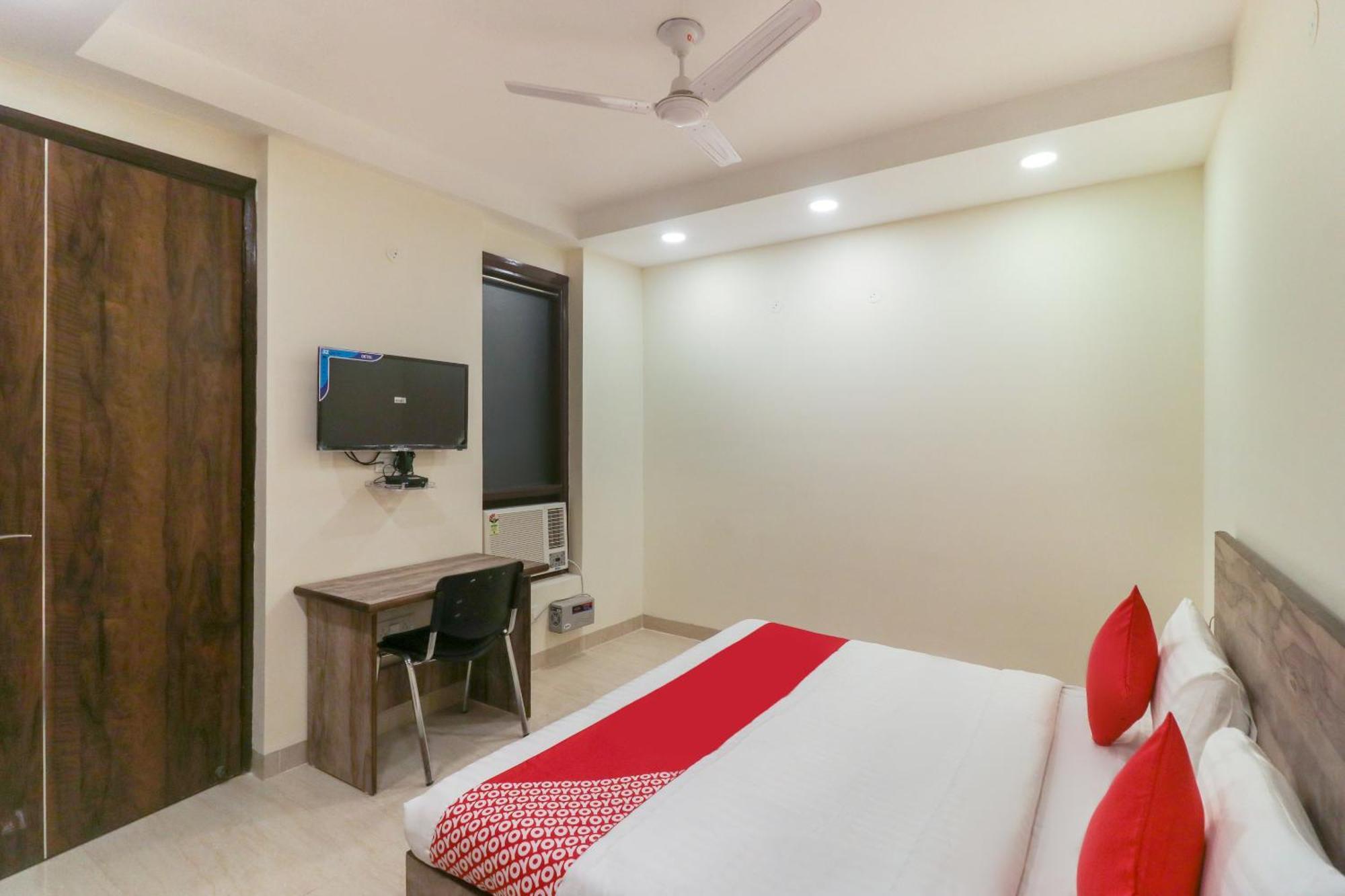 Super Hotel O Comfort Residency Near Artemis Hospital Gurgaon Exterior foto