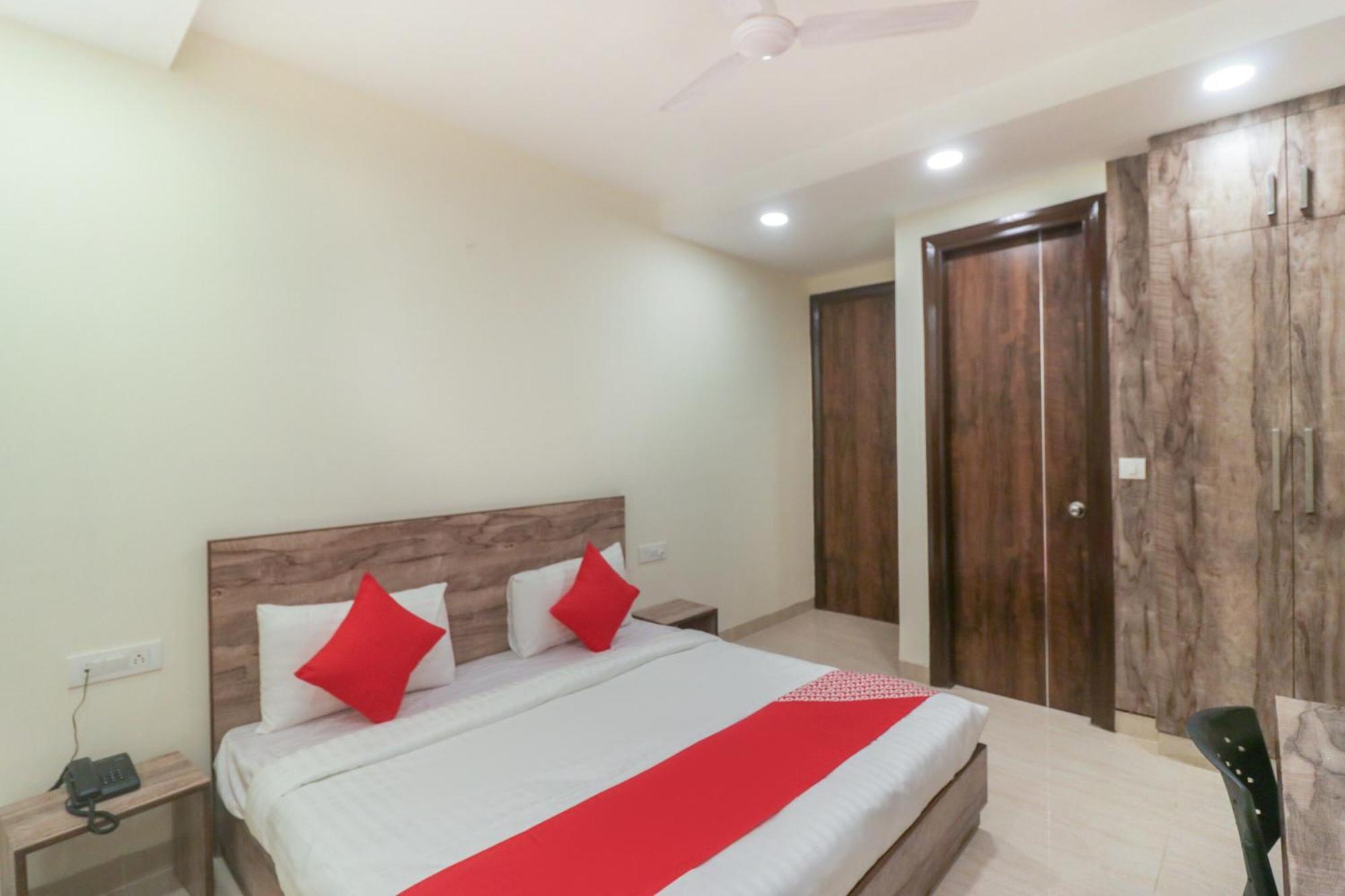 Super Hotel O Comfort Residency Near Artemis Hospital Gurgaon Exterior foto